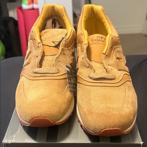 New Balance x Red Wing 997 - Picture 3 of 5